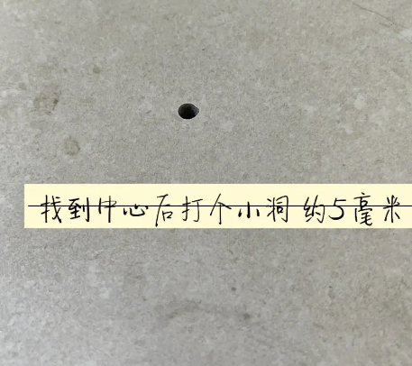 汕尾市瓷砖空鼓维修公司专业解答在瓷砖铺贴过程中，如果砂料搅拌不均匀，将会带来以下问题
